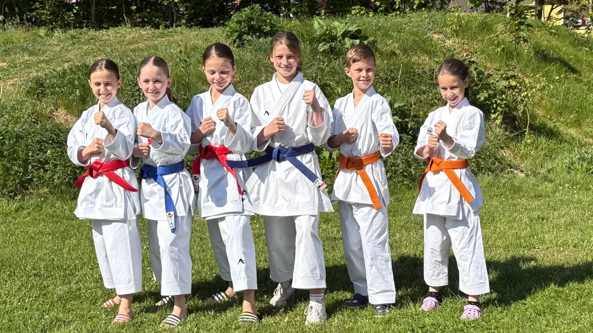 2025_05_16_die-sechs-nachwuchstalente-des-combat-sports-garrel-e-v-bereiten-sich-auf-die-dm-vor-von-links-anna- 2025_05_16_die-sechs-nachwuchstalente-des-combat-sports-garrel-e-v-bereiten-sich-auf-die-dm-vor-von-links-anna-